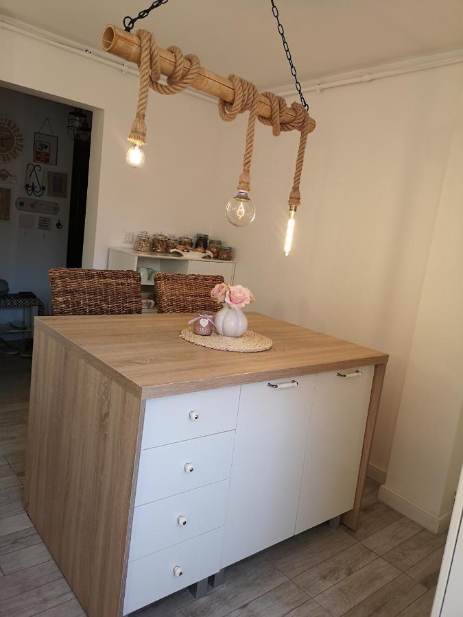 Penthouse Luxury Lejlighed Resita Eksteriør billede