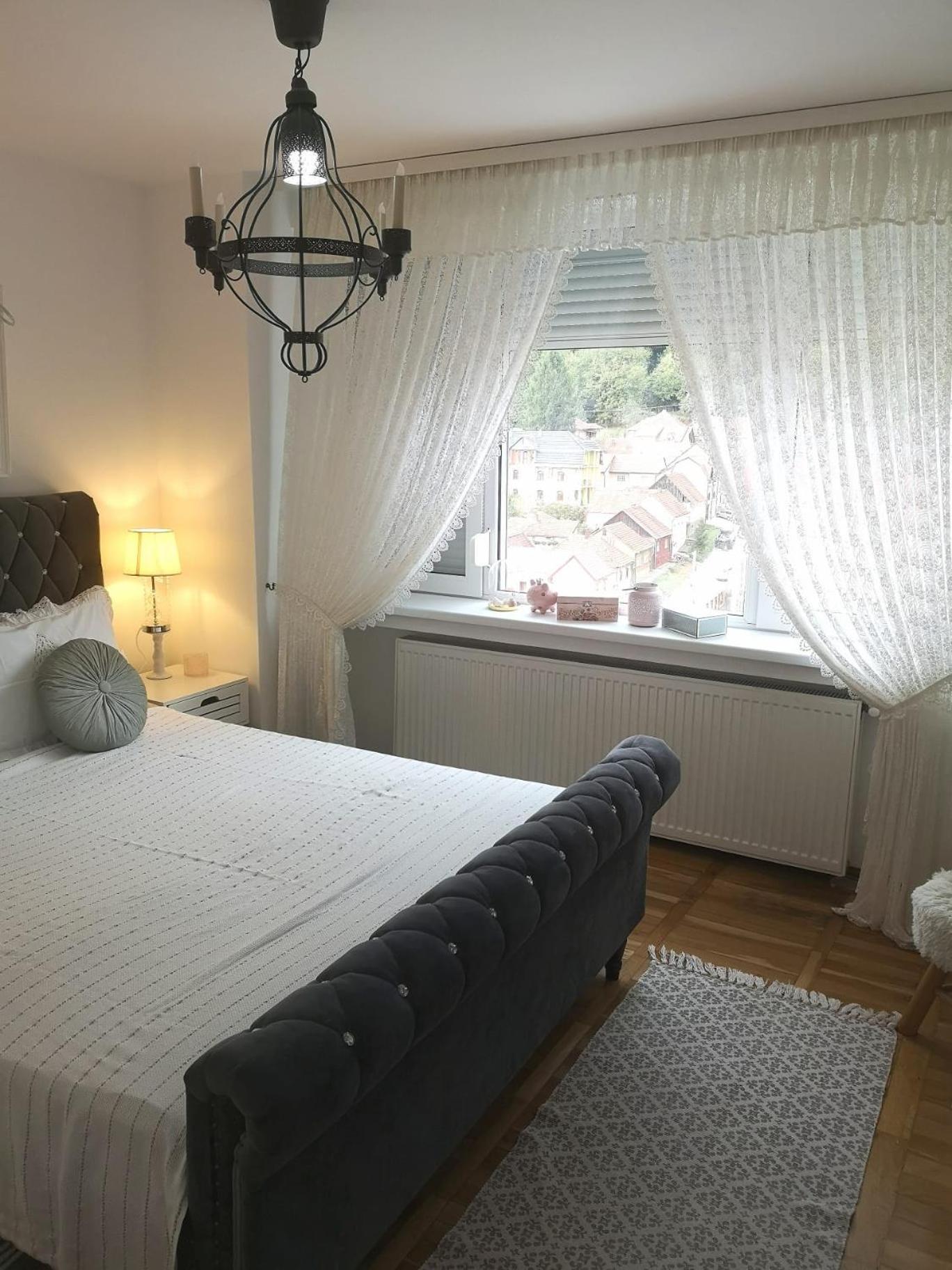 Penthouse Luxury Lejlighed Resita Eksteriør billede