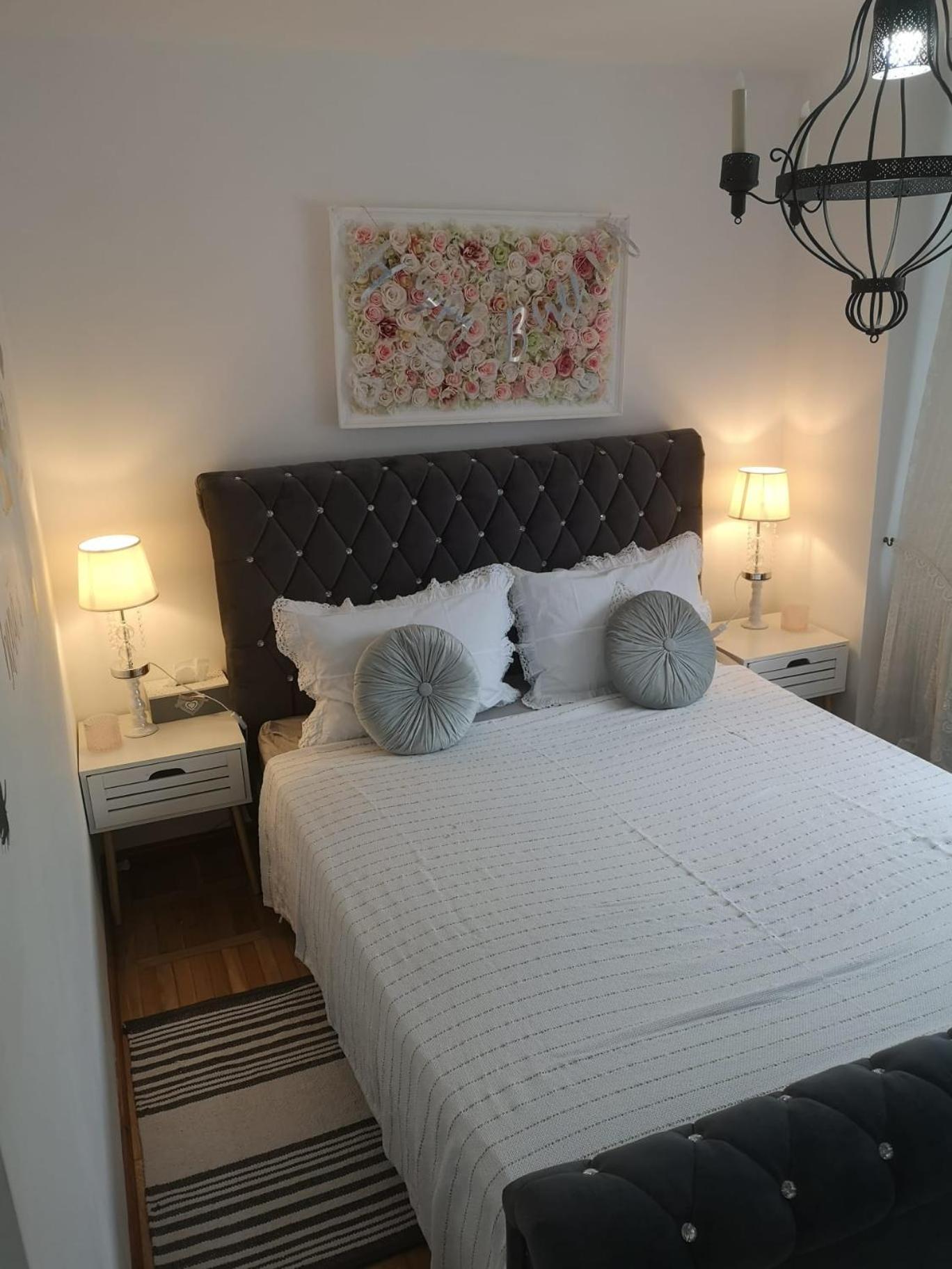 Penthouse Luxury Lejlighed Resita Eksteriør billede