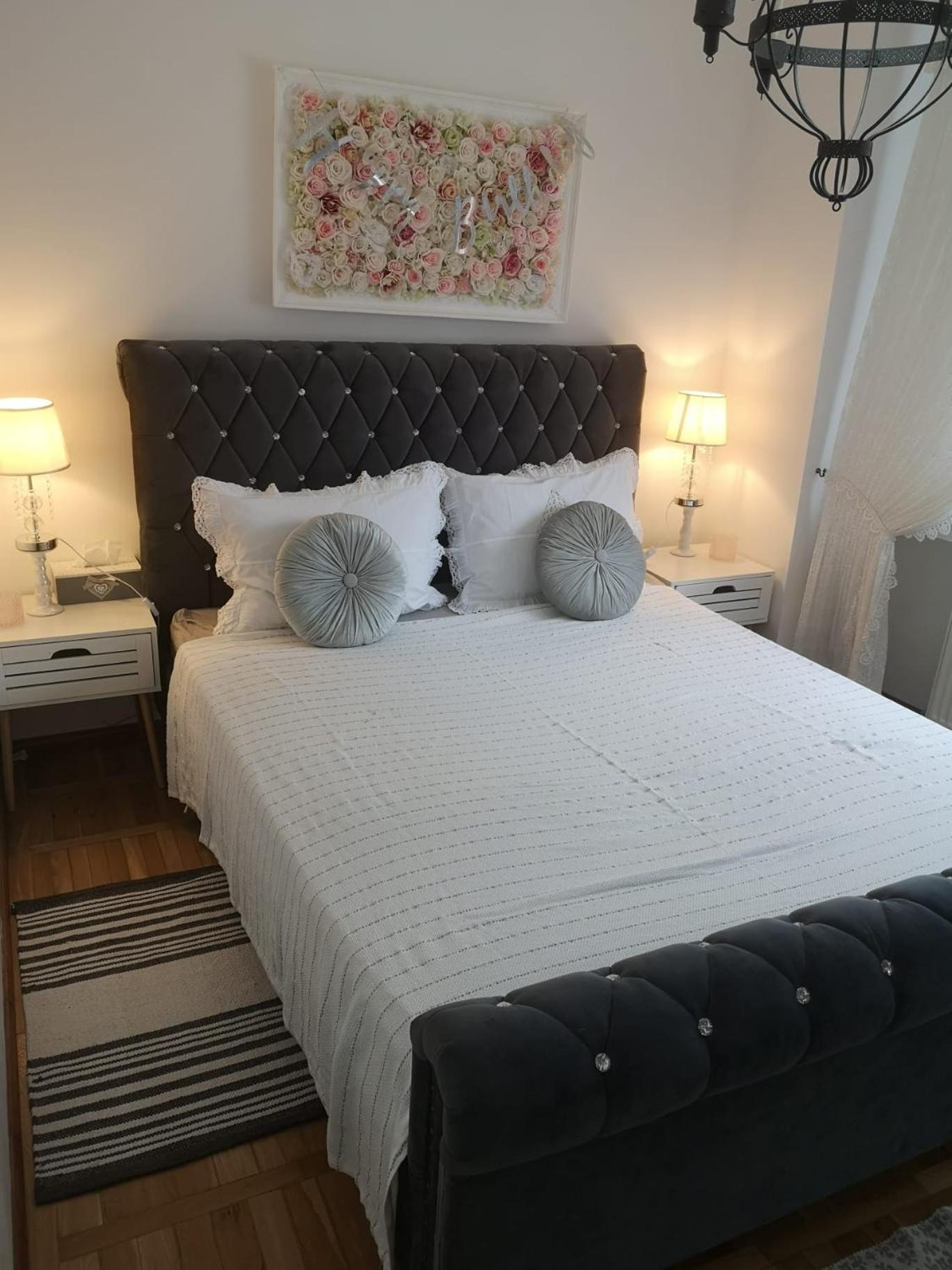 Penthouse Luxury Lejlighed Resita Eksteriør billede